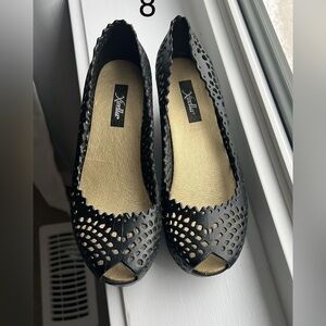 Black Perforated